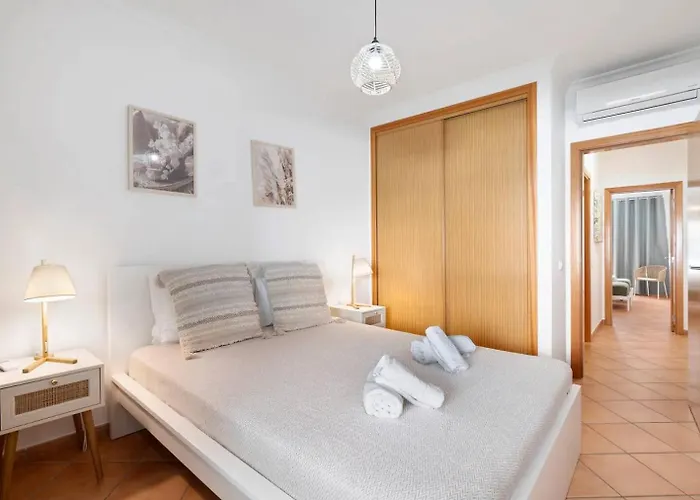 T2 B Sobreiro Apartman *