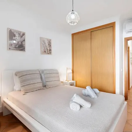 T2 B Sobreiro דירה *